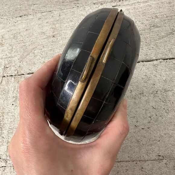 Vintage 1950s Inlaid Shell Trinket Stash Box - Picture 6 of 11